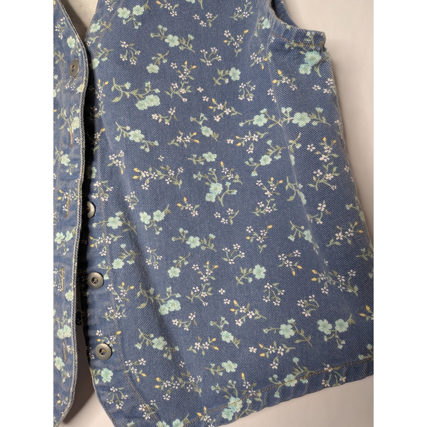 Cherokee cotton denim vest blue floral pattern vintage boho chic
