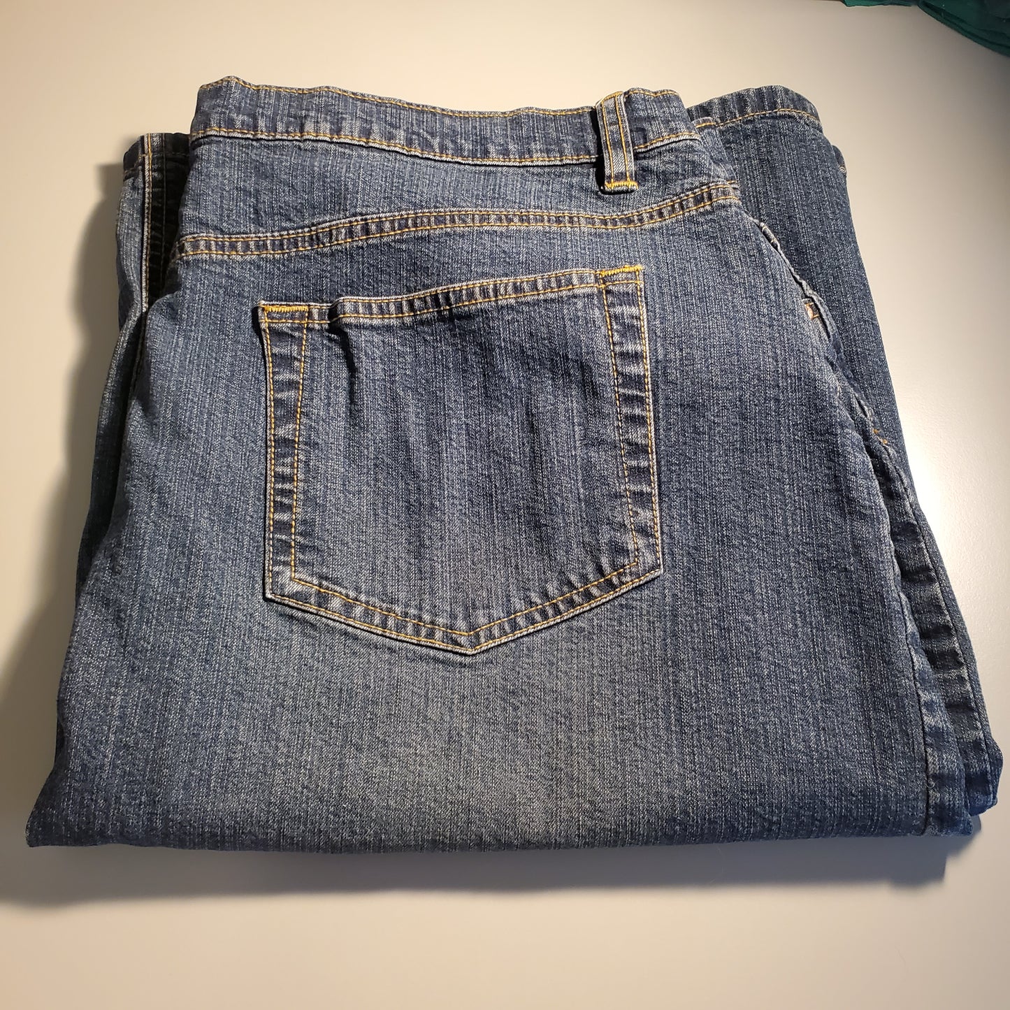Jean skirt alert! Old Navy dark jean skirt size 16, 98% cotton vintage