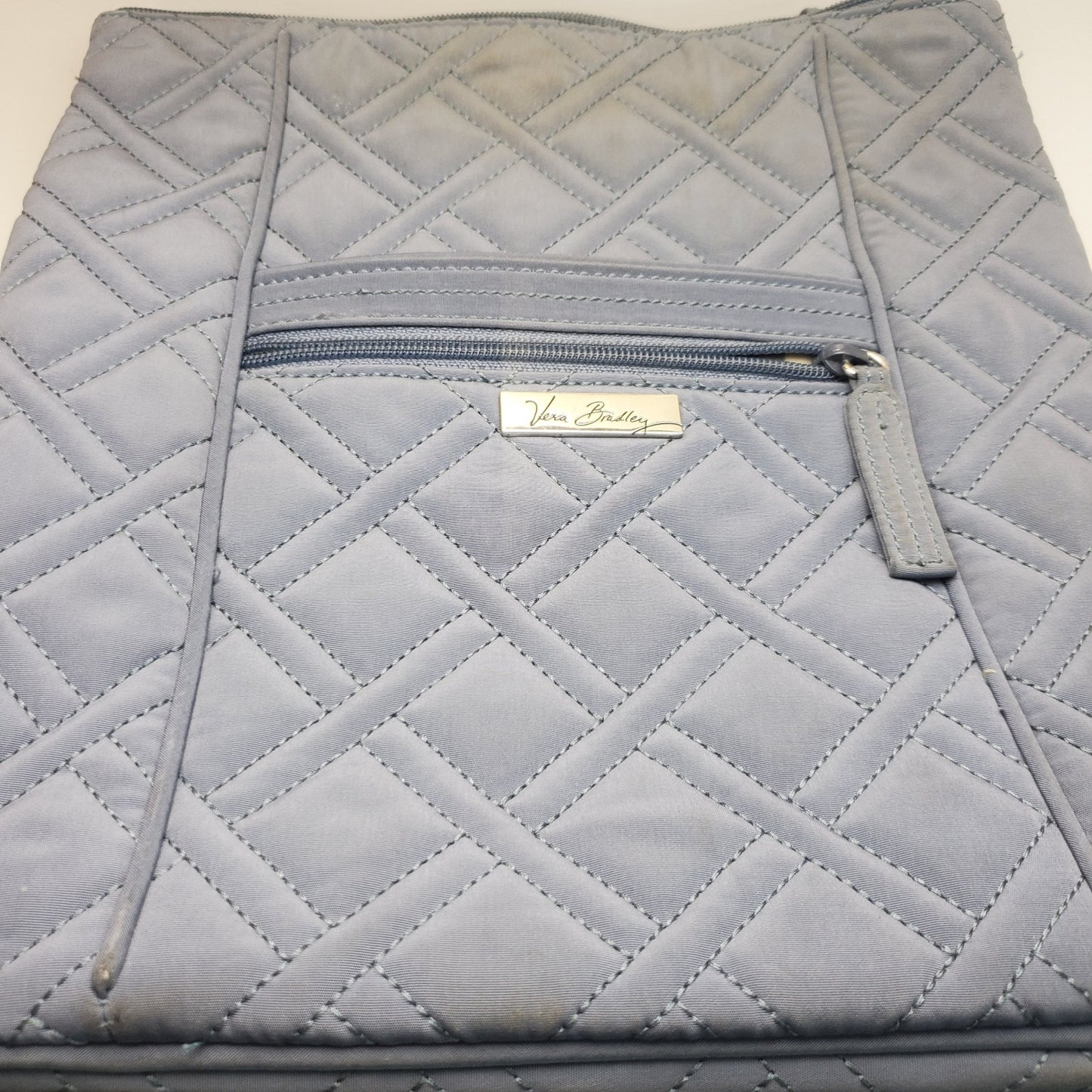 Gray vera bradley gray crossbody bag interior cute pattern