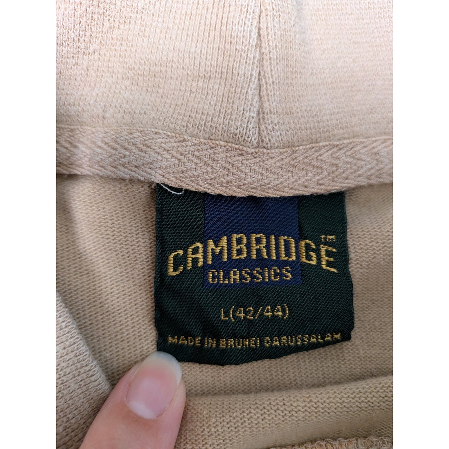 Cambridge Classics Cropped tan sweatshirt L