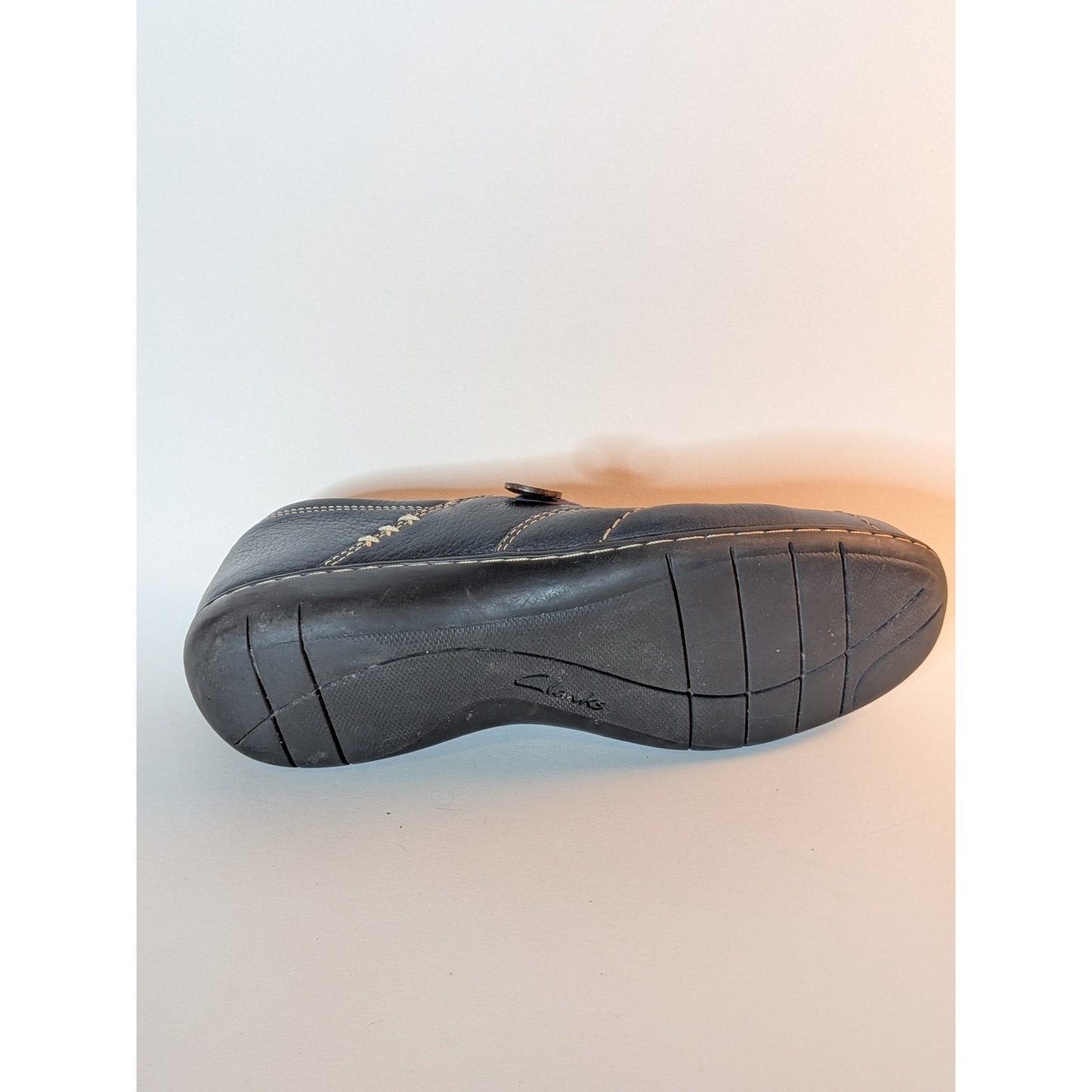 Un Loop Clarks leather bendables navy blue 8.5 M loafers style 35529 un loop