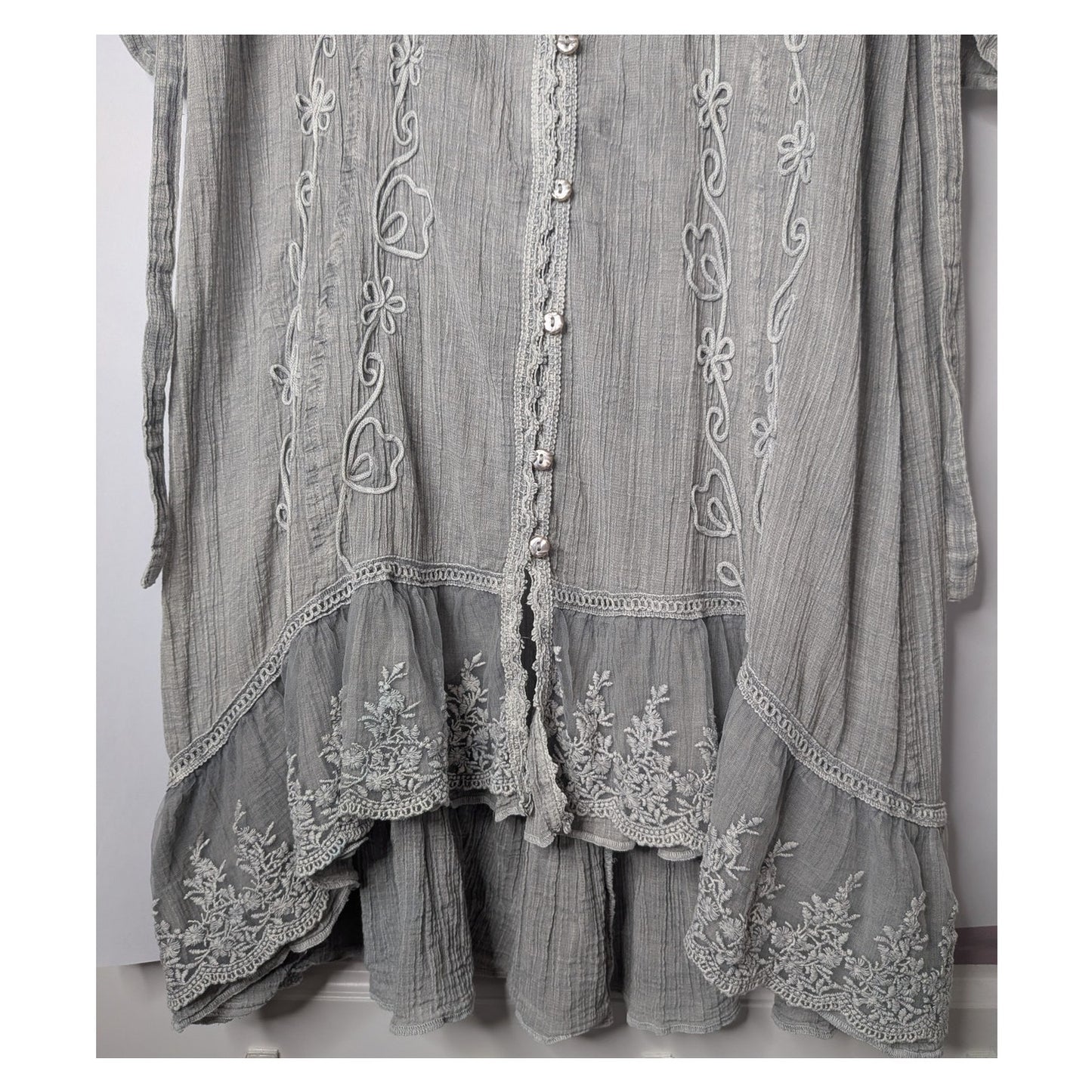 Charlie Paige gray button down dress 100% cotton embroidery and lace S/M