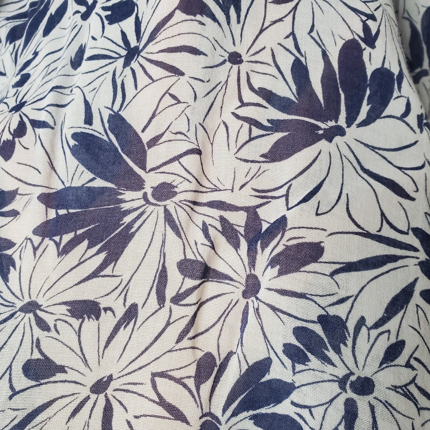 Lizsport Liz Claiborne sport blouse white blue flowers button up womens large