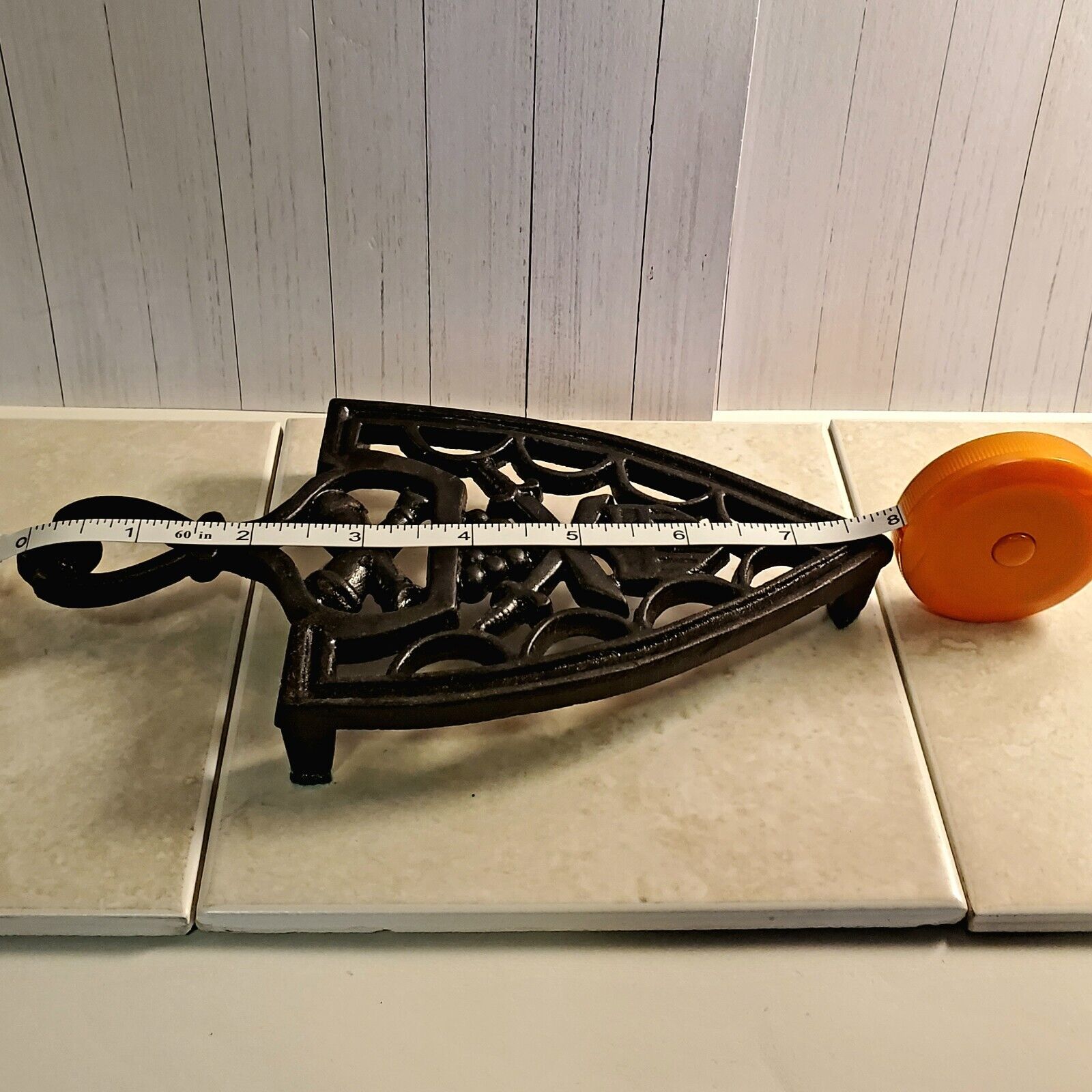 Metal, Cast Iron Trivet Triangle W/ 3Legs And Handle For Hanging, Vintage