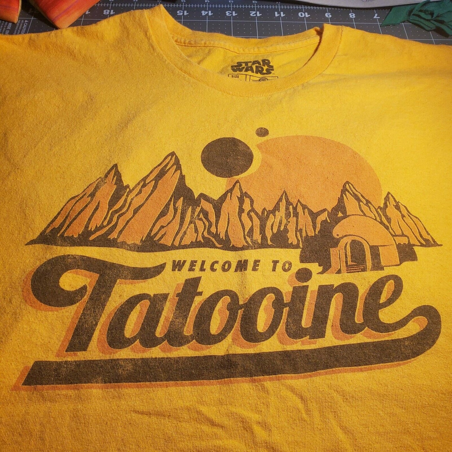 Star Wars Size 2XL Mens Yellow Tatooine Tshirt From 2013 Soft Cotton Relaxed Fit