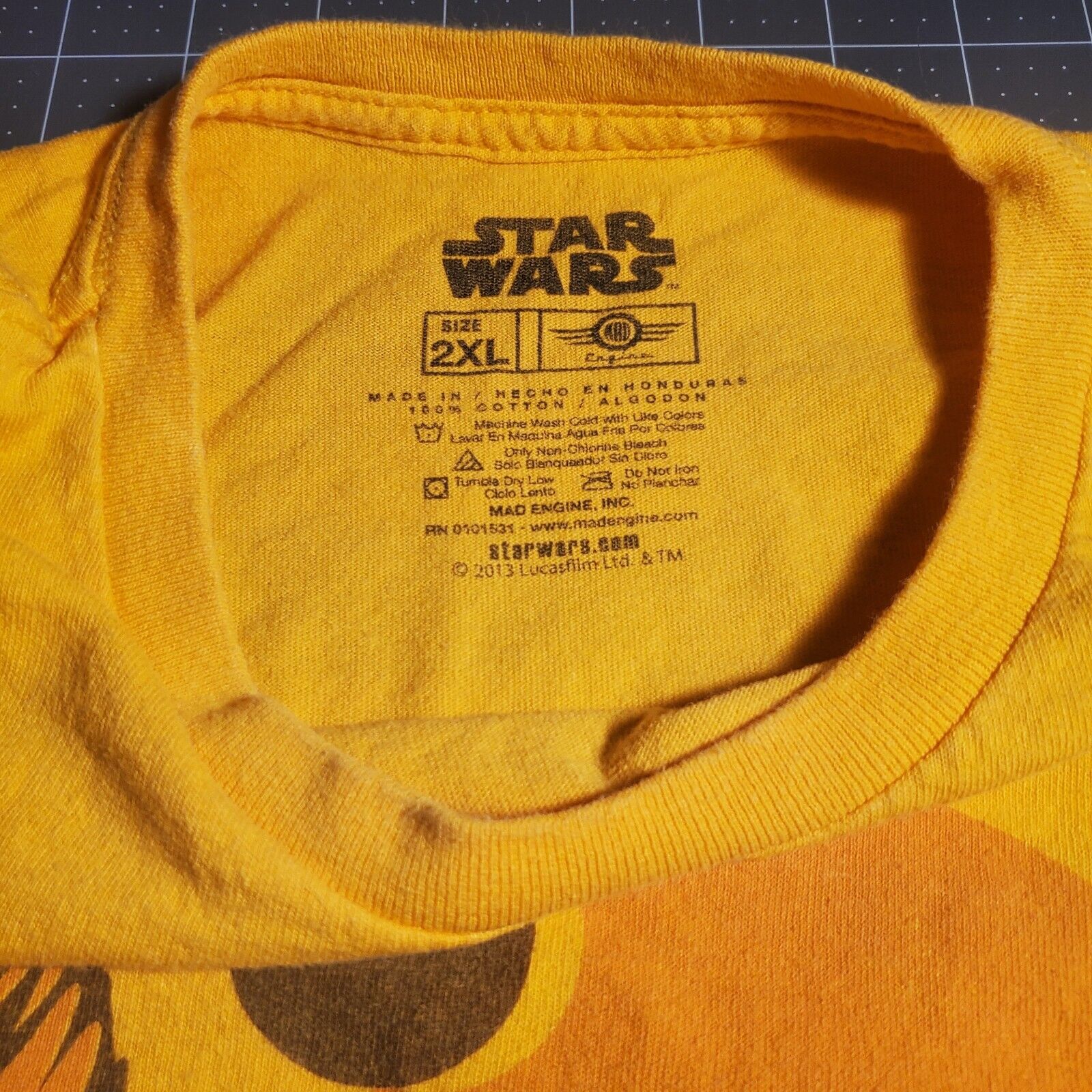 Star Wars Size 2XL Mens Yellow Tatooine Tshirt From 2013 Soft Cotton Relaxed Fit
