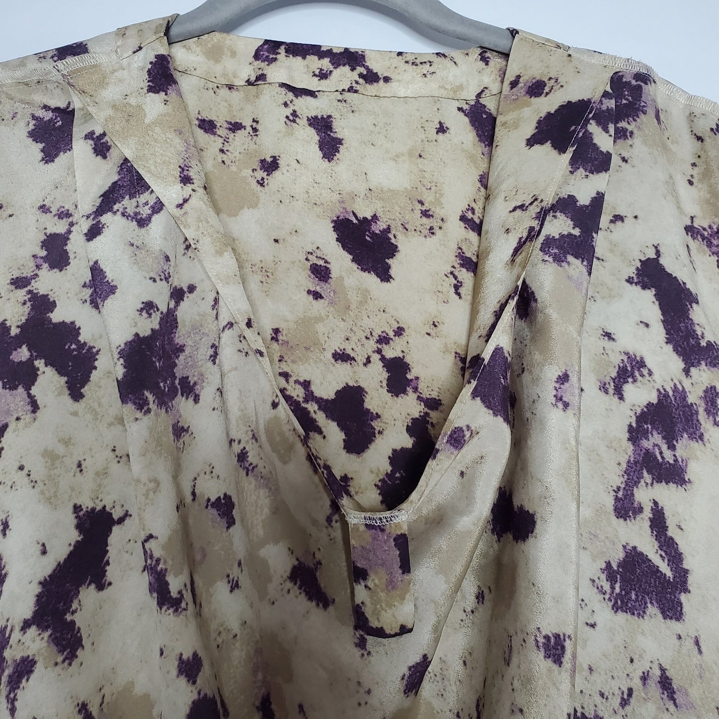 Ann Taylor blouse 12 petite tan w/ purple