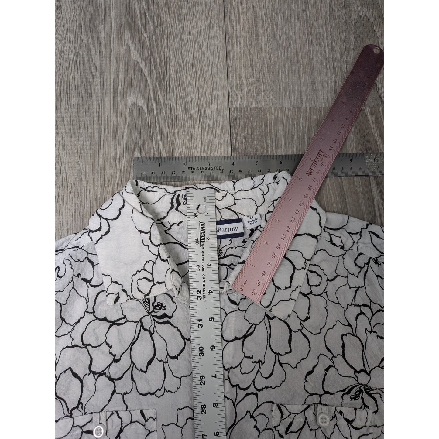 floral white button-up croft & burrow 100% cotton size medium