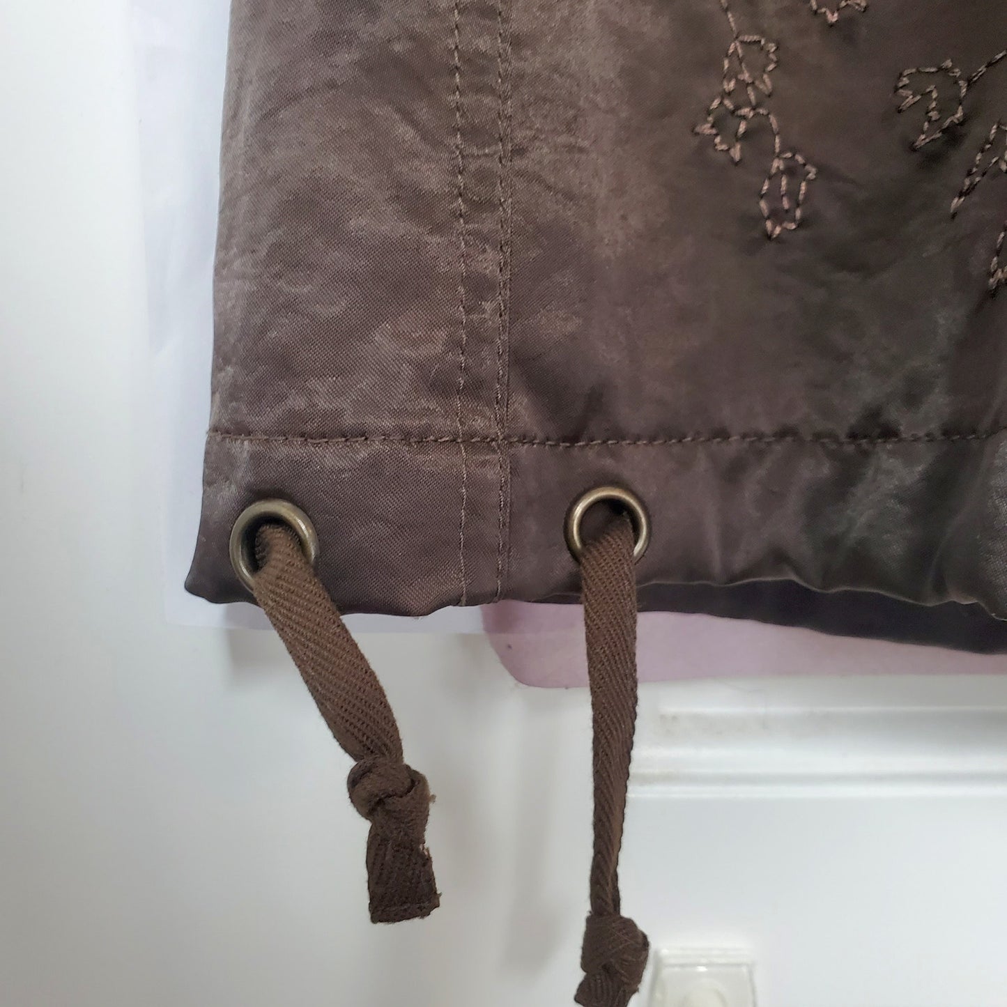 Express satin brown pants w/ cargo pockets, floral embroidery mid-ride W30 L31