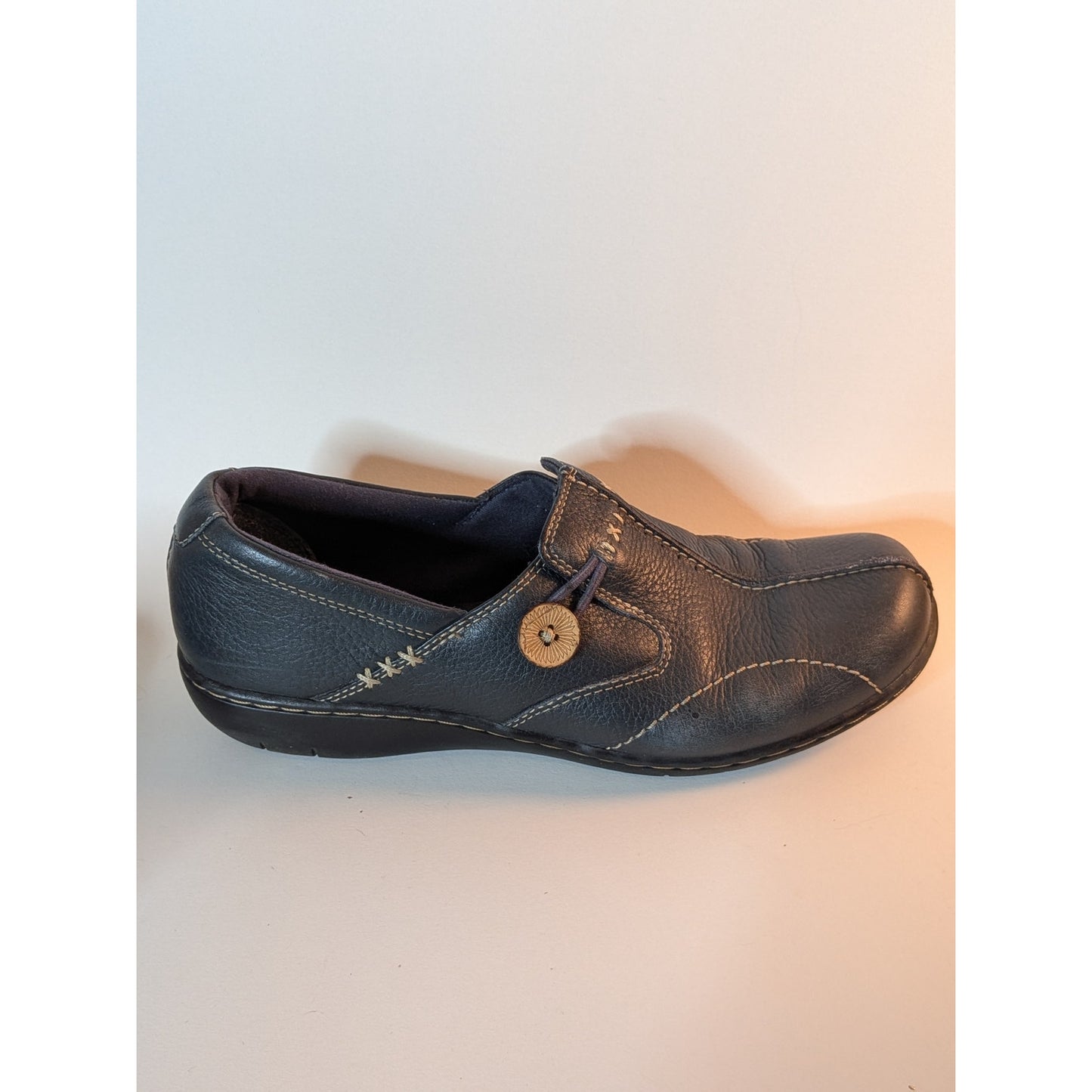 Un Loop Clarks leather bendables navy blue 8.5 M loafers style 35529 un loop