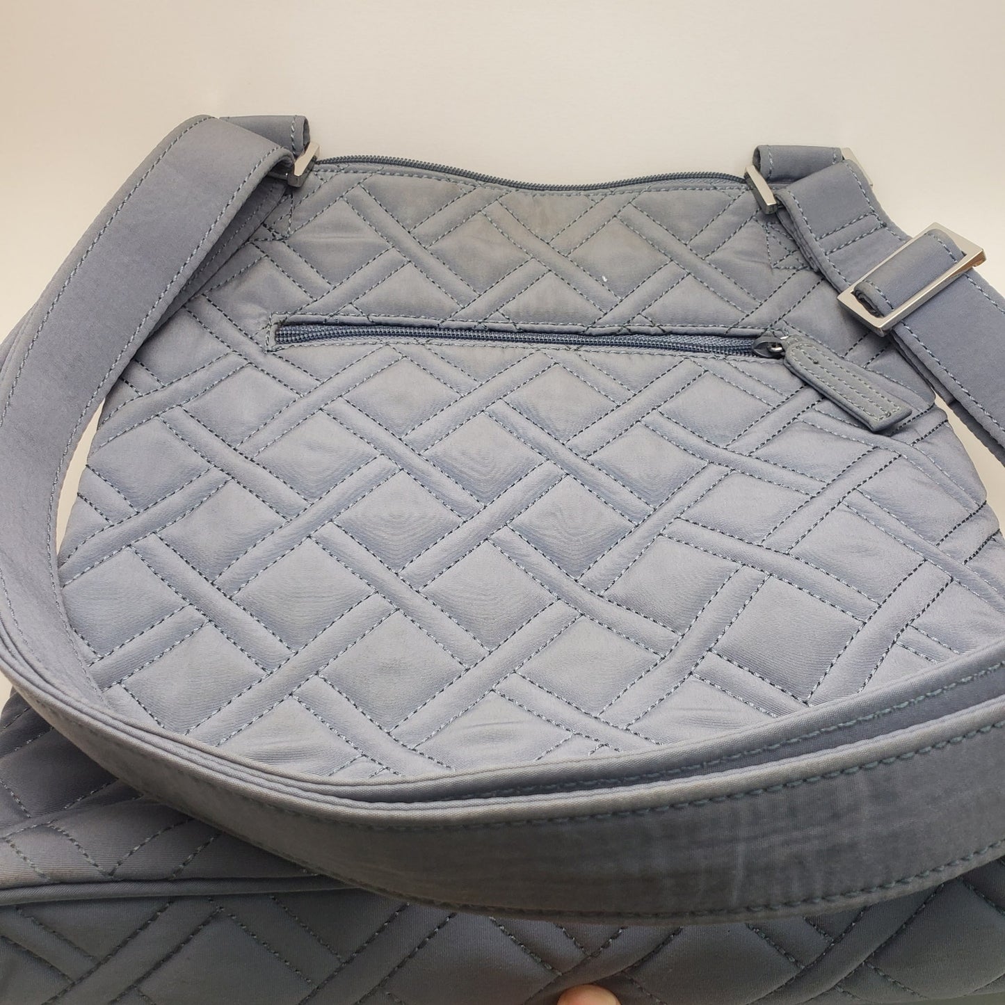 Gray vera bradley gray crossbody bag interior cute pattern