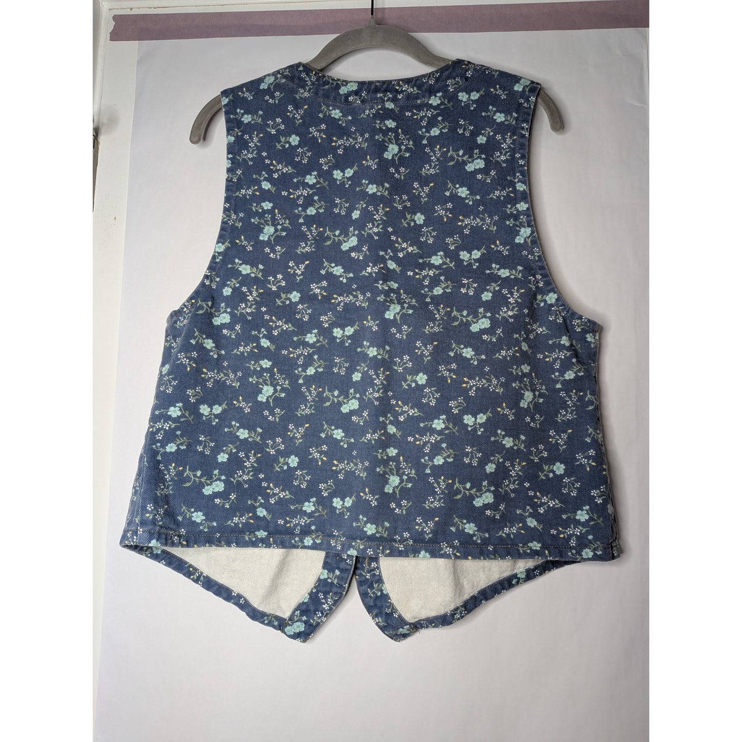 Cherokee cotton denim vest blue floral pattern vintage boho chic