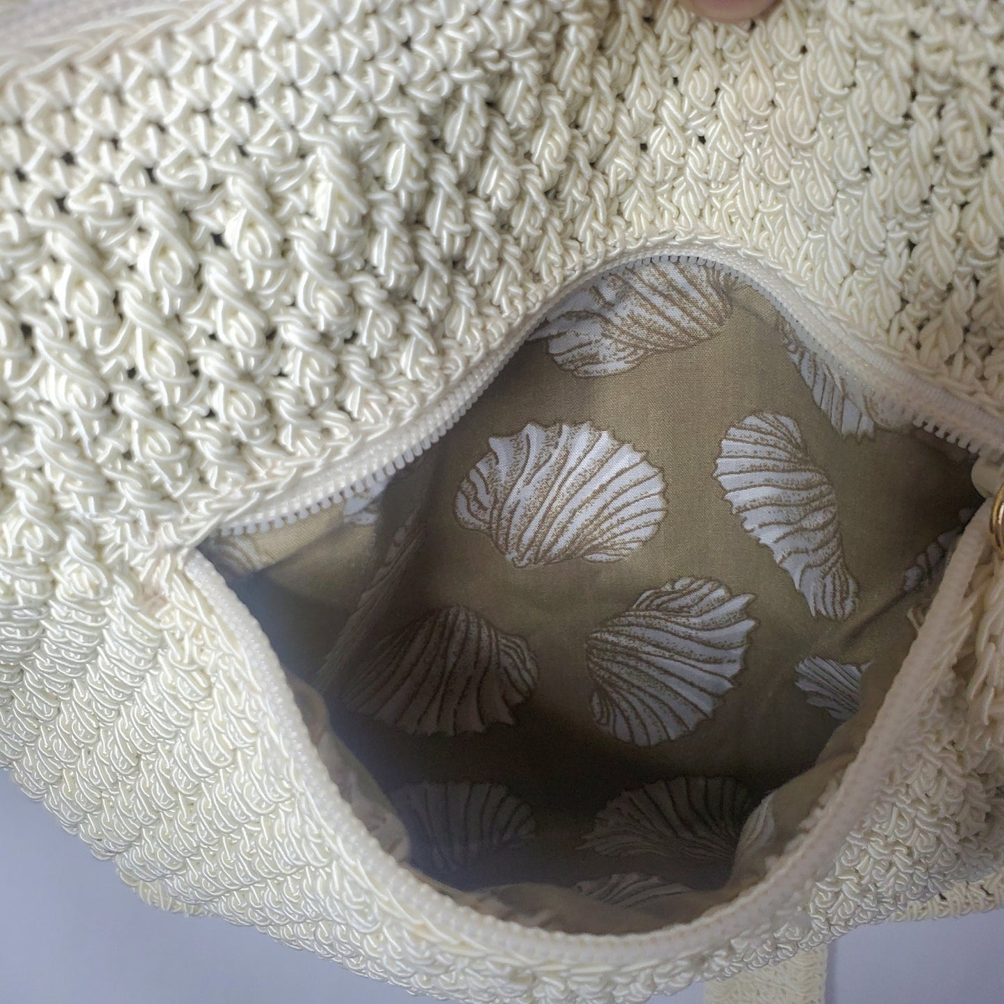 Cream crochet purse Liz Claiborne vintage woven knit white beach boho hippie