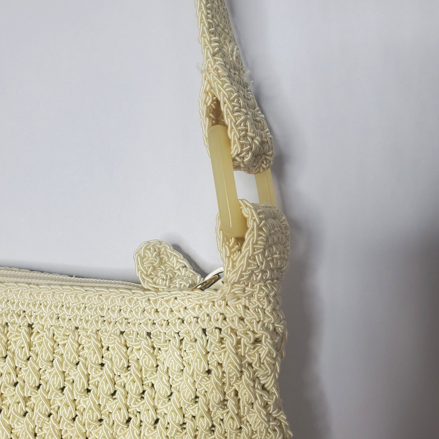 Cream crochet purse Liz Claiborne vintage woven knit white beach boho hippie