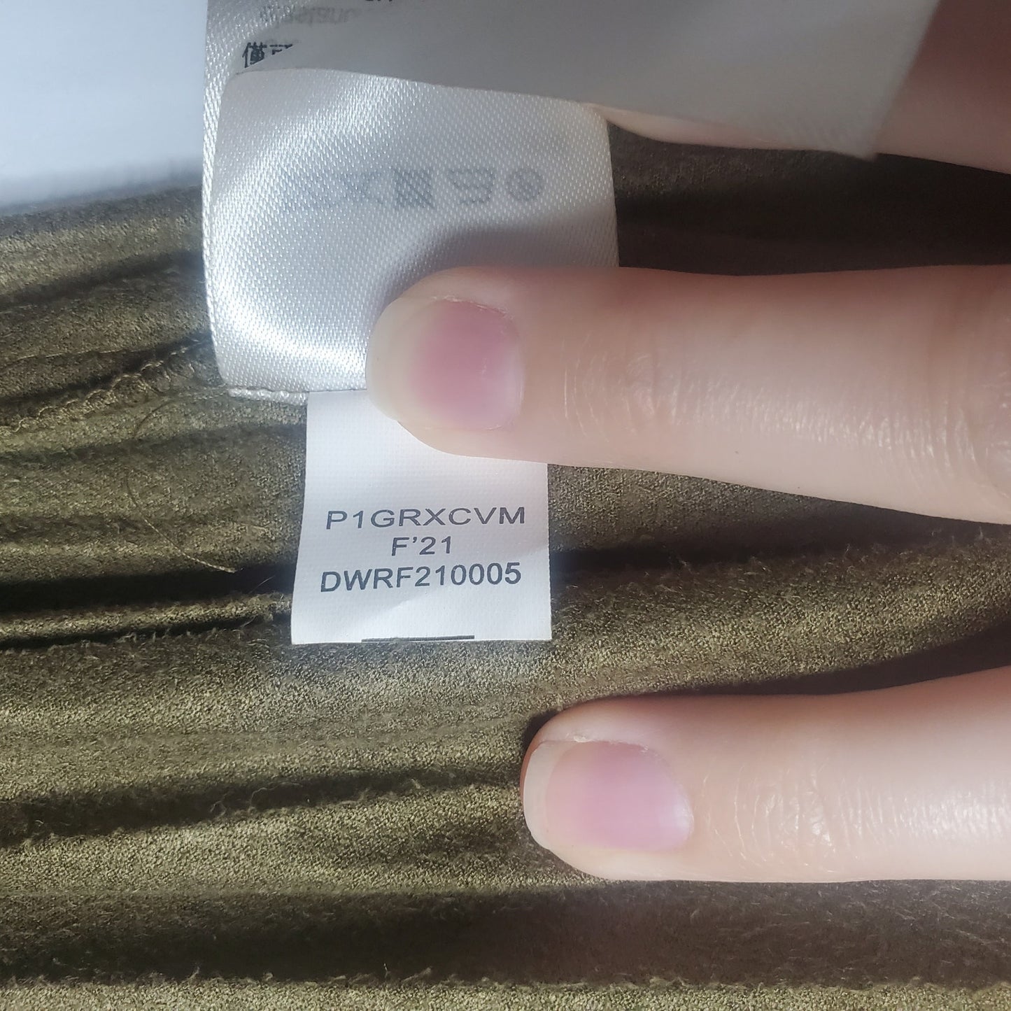 DKNY faux suede pleated green midi skirt size medium