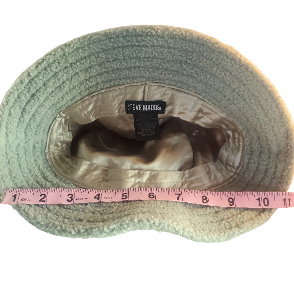 Bucket Hat Steve Madden faux fur green white embroidered logo one size fits all